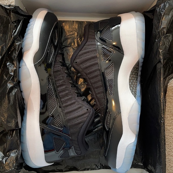Air Jordan Retro 11 Low IE Space Jam